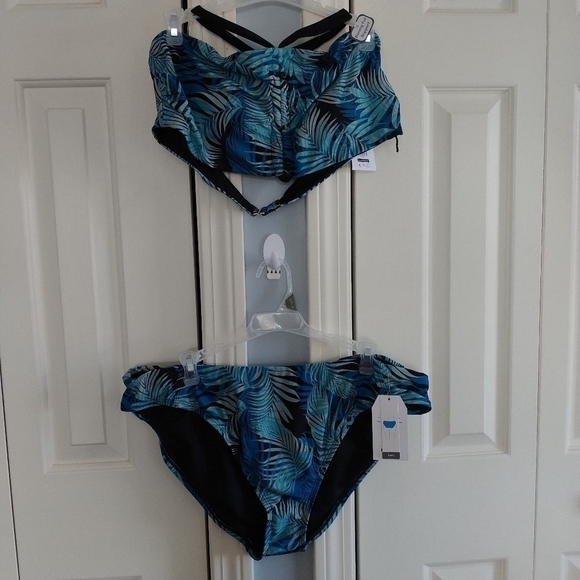 Time & True Floral Bikini Set XL 16/18 - Picture 2 of 10